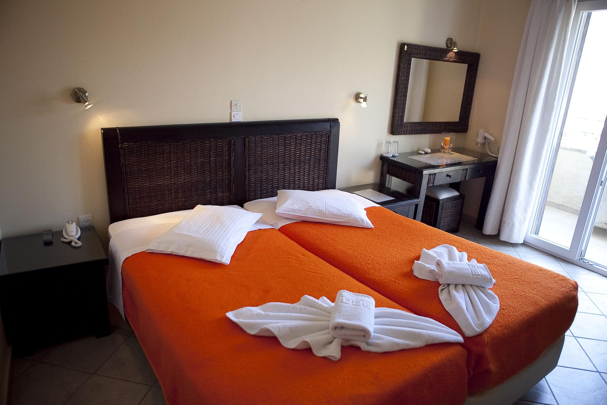 Virginia Hotel Самос Екстериор снимка