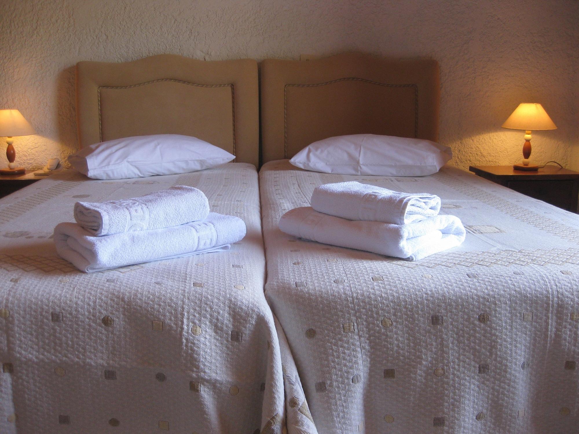 Virginia Hotel Самос Екстериор снимка