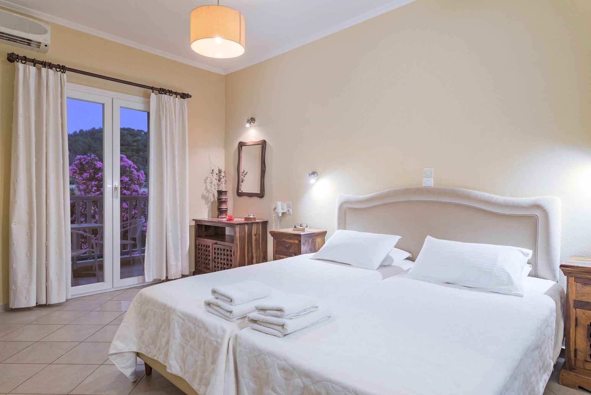 Virginia Hotel Самос Екстериор снимка