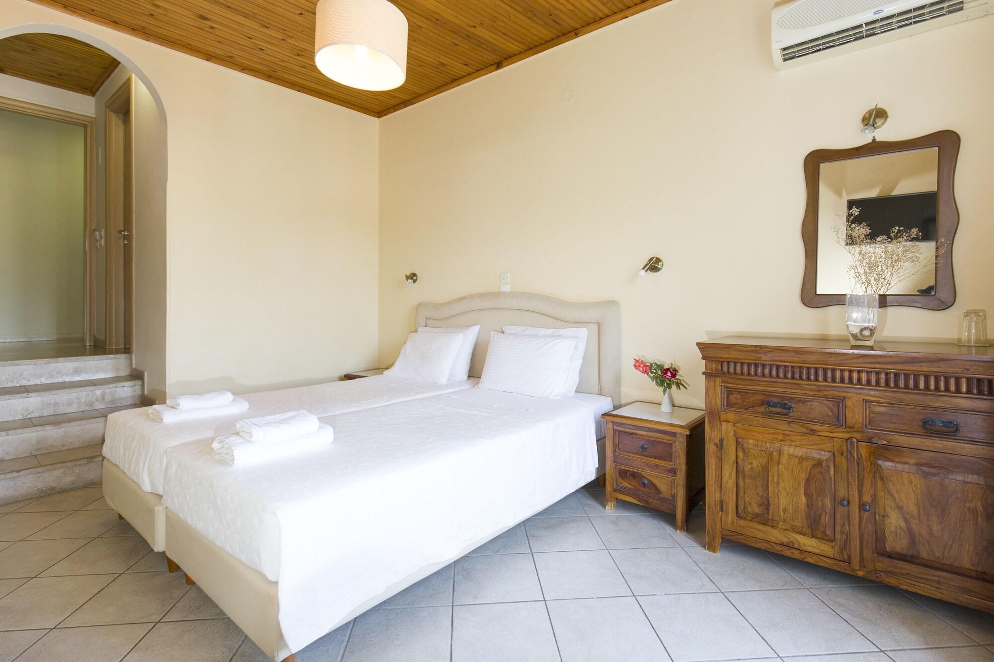 Virginia Hotel Самос Екстериор снимка