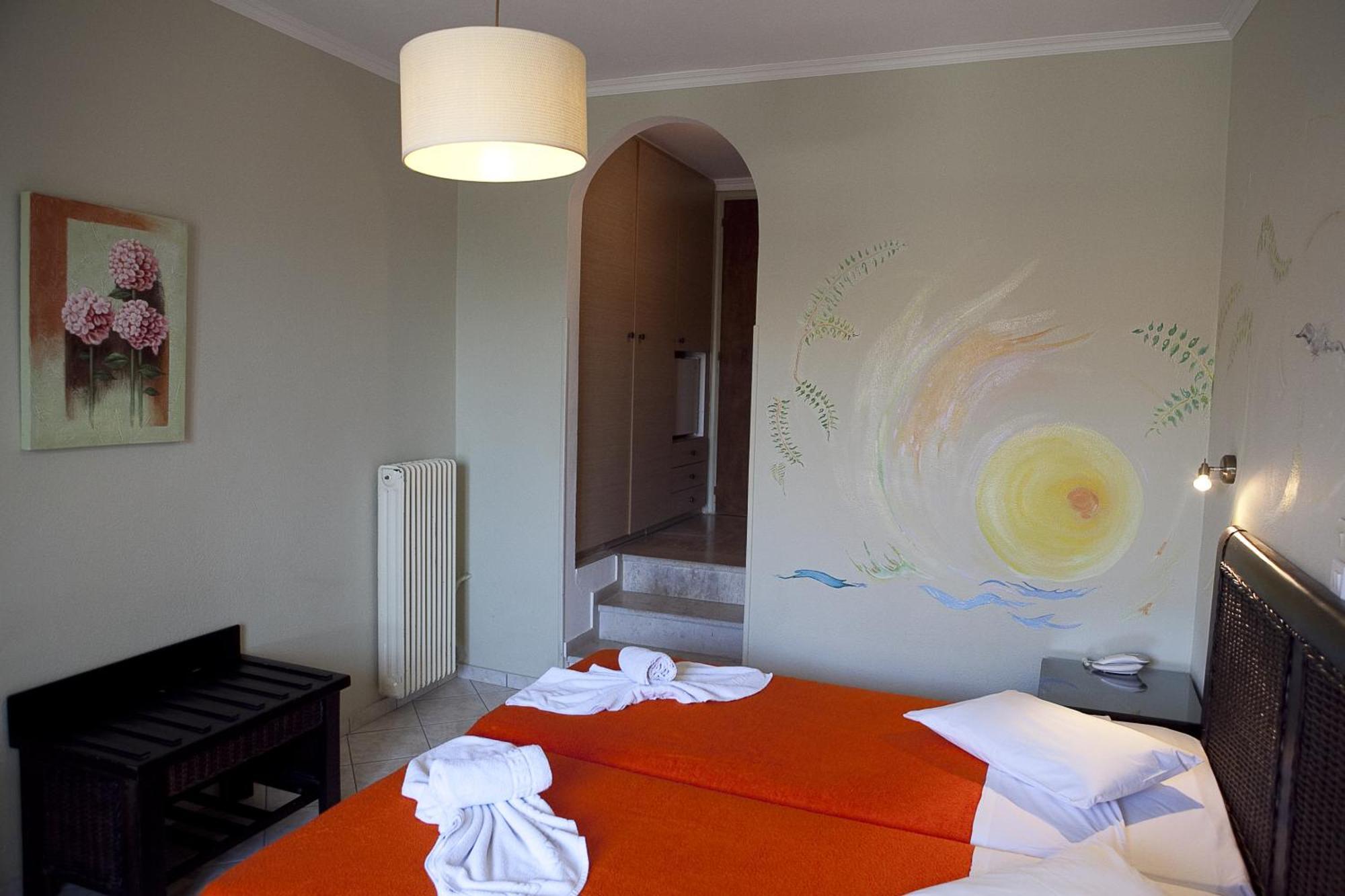 Virginia Hotel Самос Екстериор снимка
